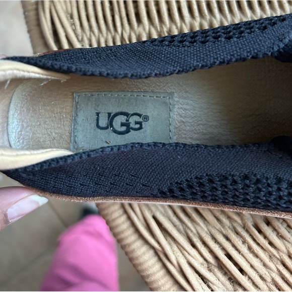 UGG | Shoes | Ugg Sammy Slip On Shoes Black | size 7 like New - Picture 3 of 6